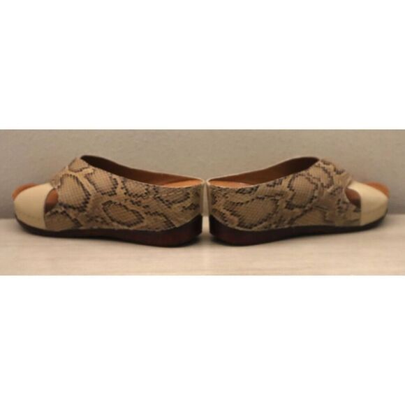 Sheridan Mia WMN Sz 41M US 10M Beige Combo Snake Print Kokos Leather Sandals - Picture 12 of 14